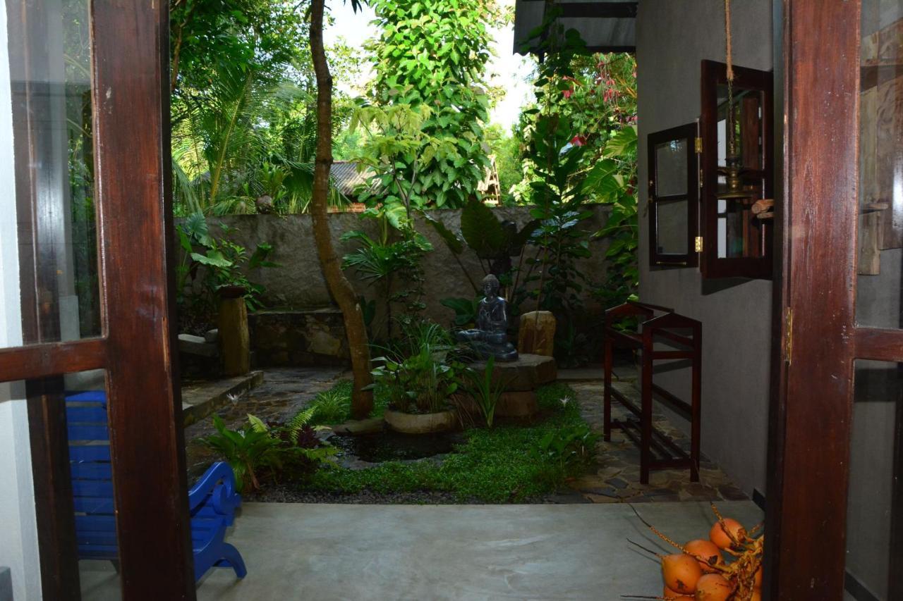 טנגלה View Guesthouse & Bistro At Goyambokka מראה חיצוני תמונה